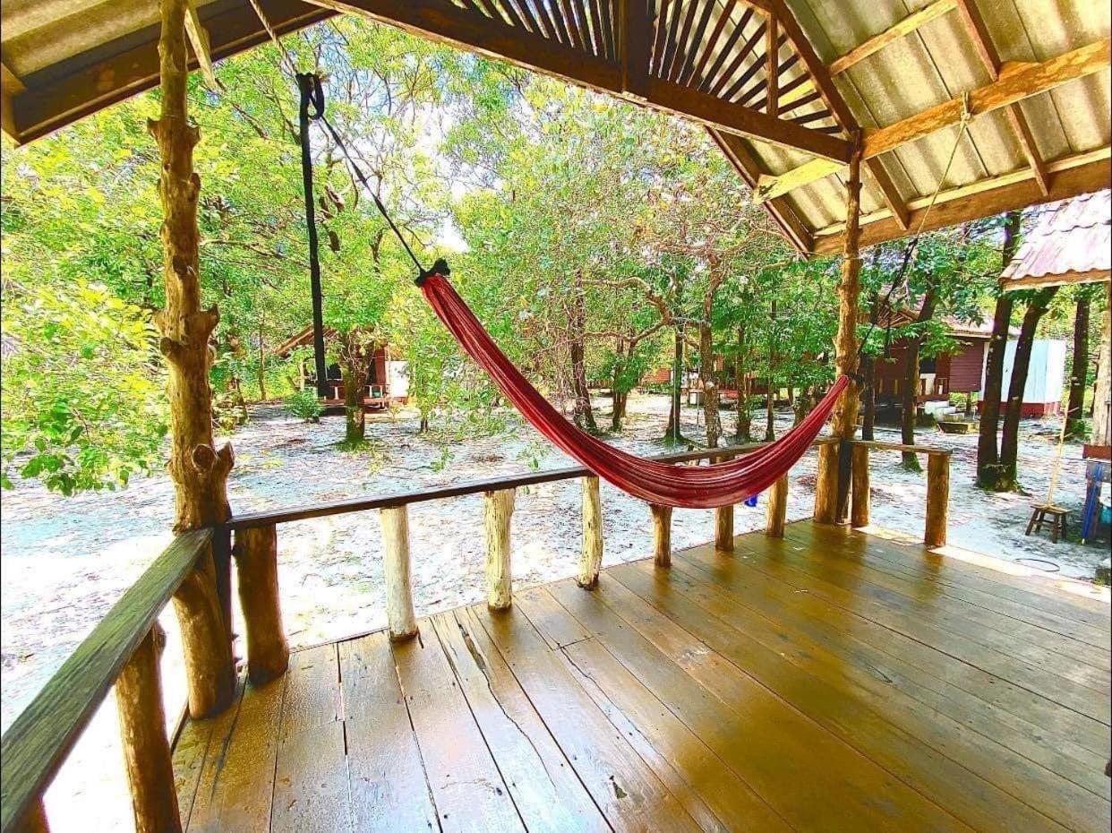 Lucky Resort Koh Phayam Eksteriør billede
